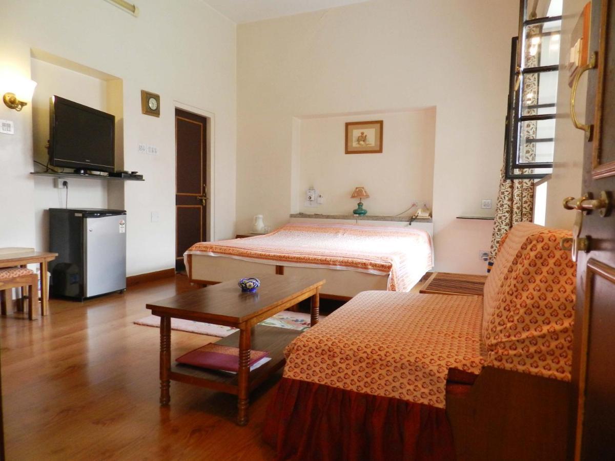 Hotel Jai Niwas Džajpur Exteriér fotografie