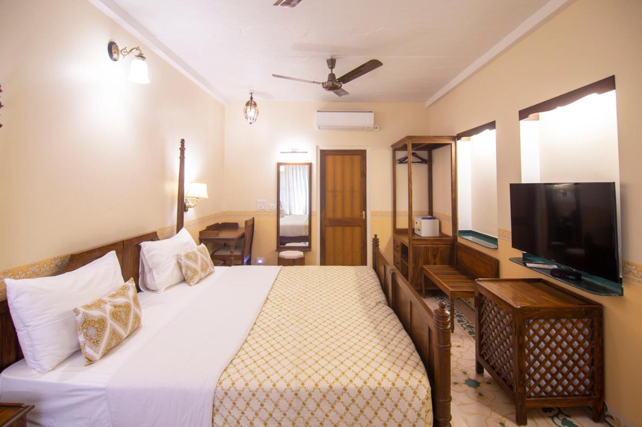 Hotel Jai Niwas Džajpur Exteriér fotografie