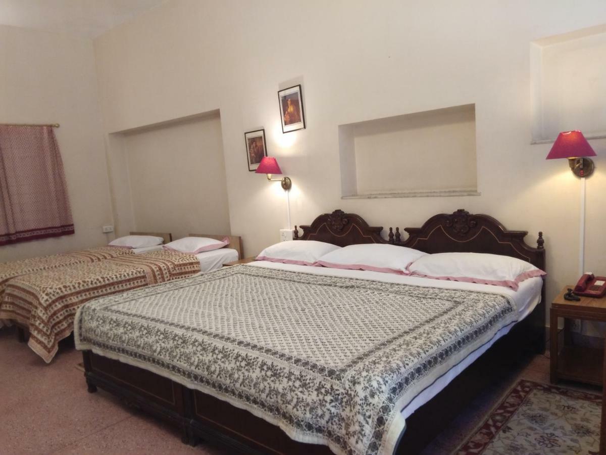 Hotel Jai Niwas Džajpur Exteriér fotografie